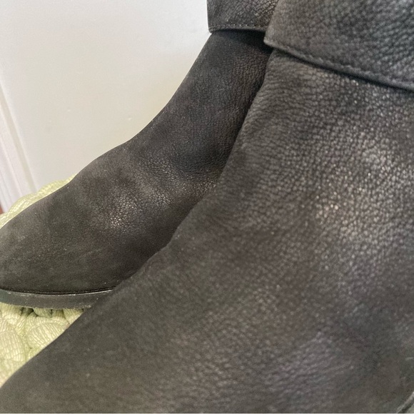 Eileen Fisher Ives Tumbled Black Nubuck chunky Heel Bootie - Picture 9 of 11